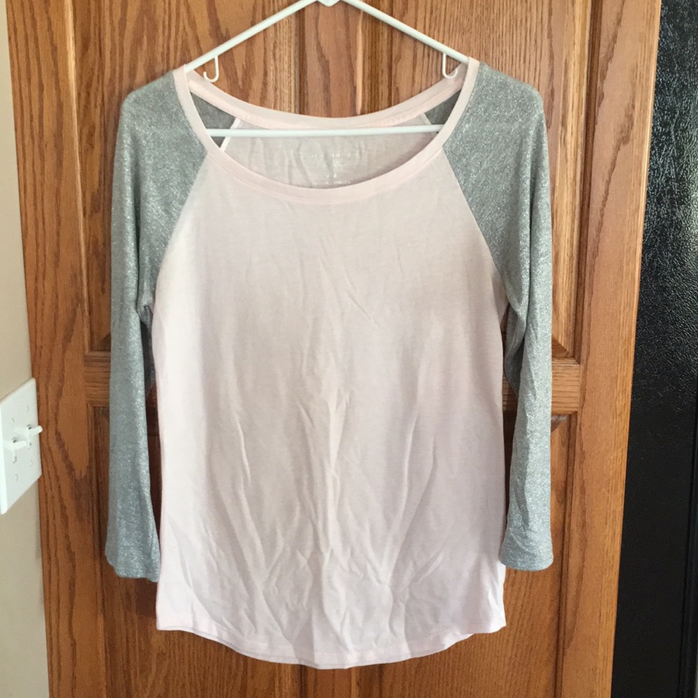American Eagle Outfitters Pink and Gray Raglan Top